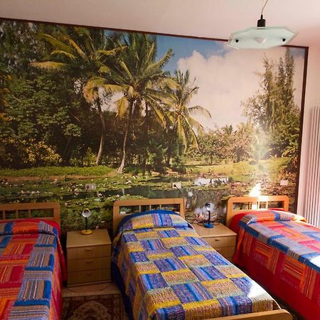 Bed & Breakfast Porta Santi チェゼーナ エクステリア 写真