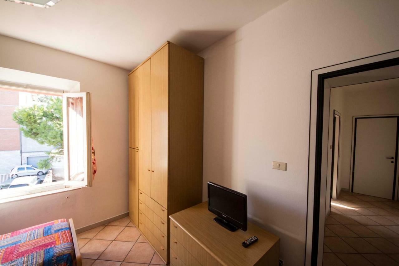Bed & Breakfast Porta Santi チェゼーナ エクステリア 写真