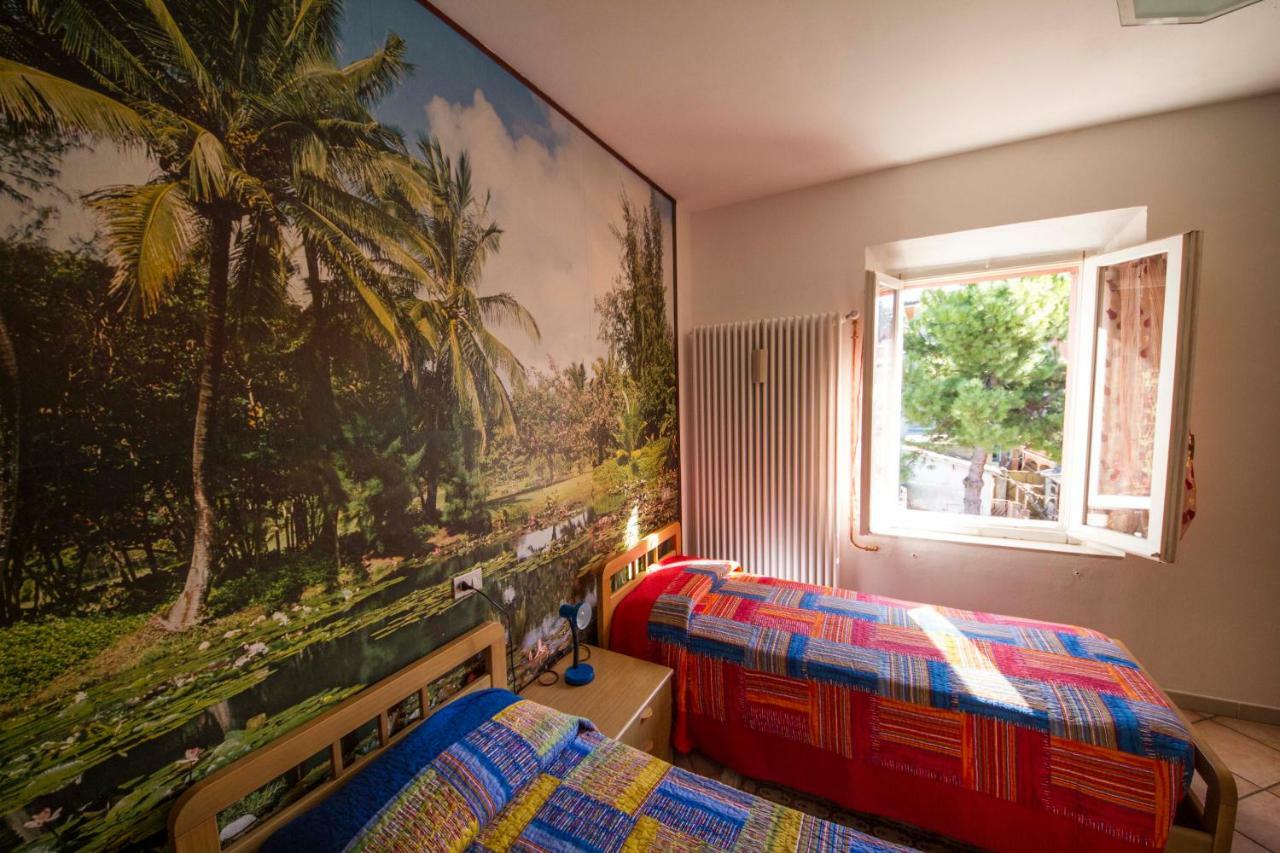 Bed & Breakfast Porta Santi チェゼーナ エクステリア 写真