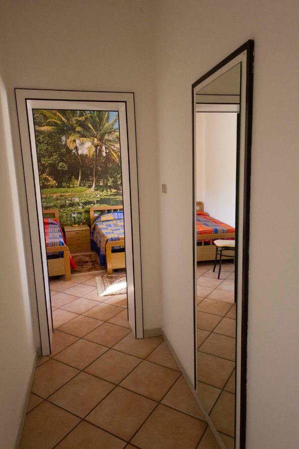 Bed & Breakfast Porta Santi チェゼーナ エクステリア 写真