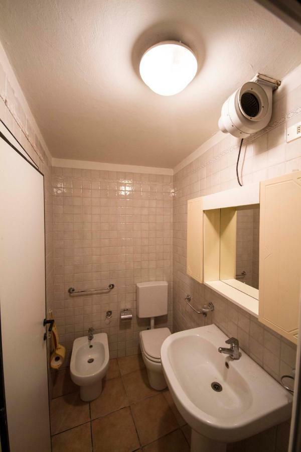 Bed & Breakfast Porta Santi チェゼーナ エクステリア 写真
