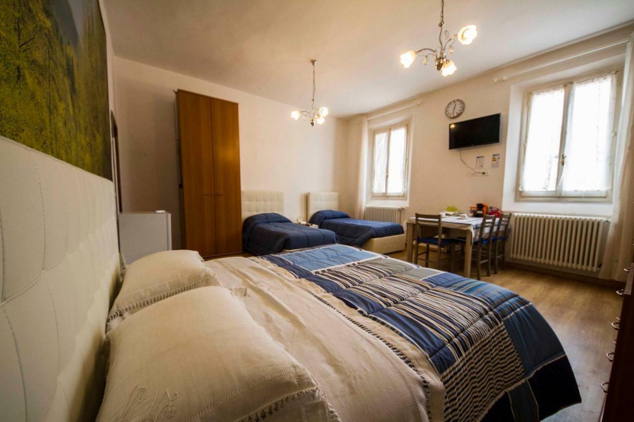 Bed & Breakfast Porta Santi チェゼーナ エクステリア 写真